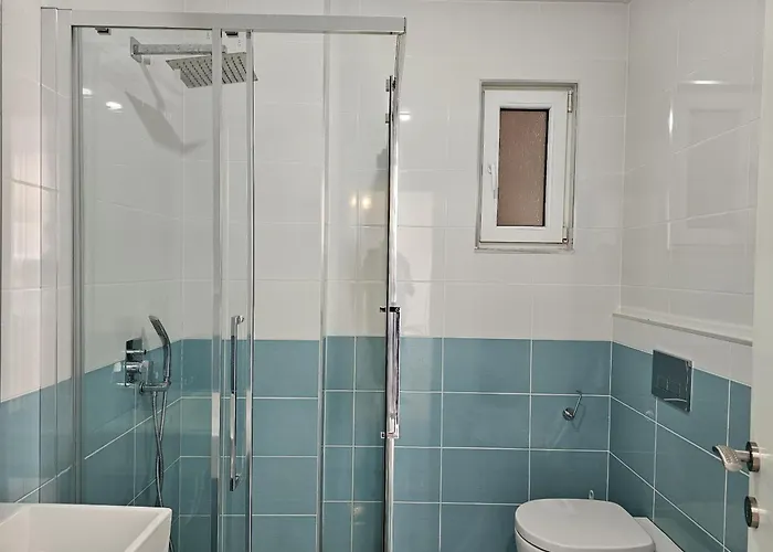 Apartment Two Bedroom With Sea View 181